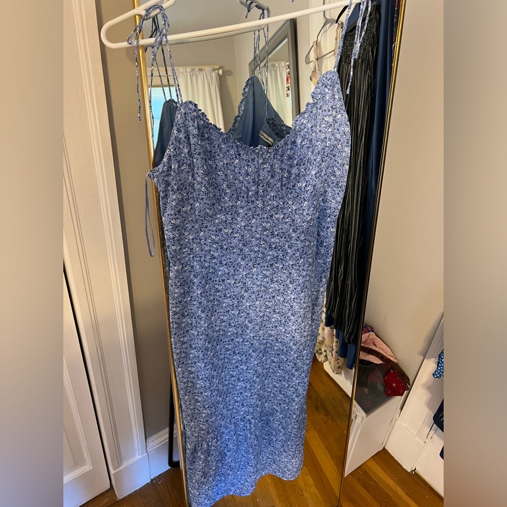 Abercrombie tie sleeve dress